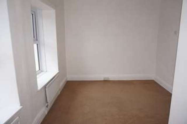  Image of 2 bedroom Terraced house for sale in Milnthorpe Road Kendal LA9 at Kendal Cumbria, LA9 5QQ