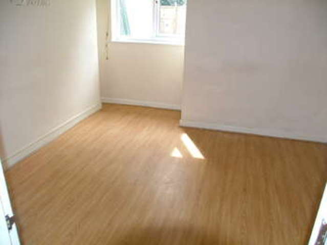  Image of 2 bedroom Flat for sale in Lansdowne Road Bournemouth BH1 at Lansdowne Road  Bournemouth, BH1 1RS