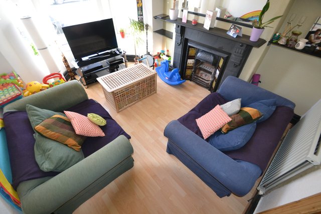  Image of 1 bedroom Flat to rent in Montgomery Street Cardiff CF24 at Roath Cardiff Roath, CF24 3LZ