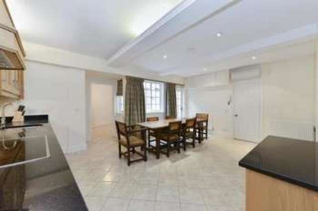  Image of 3 bedroom Detached house for sale in Montpelier Walk London SW7 at London  Brompton, SW7 1JF