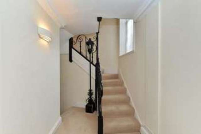  Image of 3 bedroom Detached house for sale in Montpelier Walk London SW7 at London  Brompton, SW7 1JF