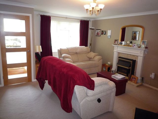 Image of 4 bedroom Detached house for sale in Murlande Way Rhoose Barry CF62 at Murlande Way  Rhoose, CF62 3HN
