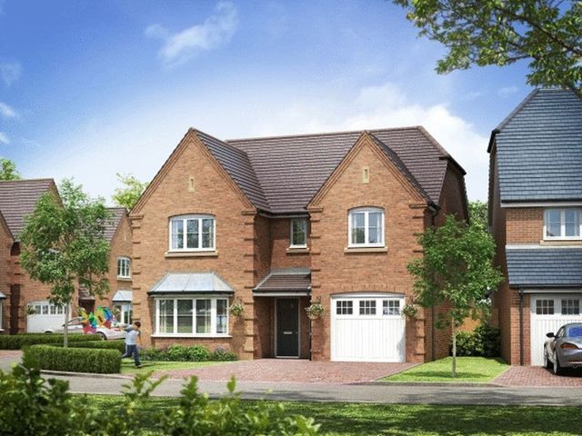  Image of 4 bedroom Detached house for sale in Weoley Park Road Selly Oak Birmingham B29 at Weoley Park Road Selly Oak Birmingham, B29 6RB