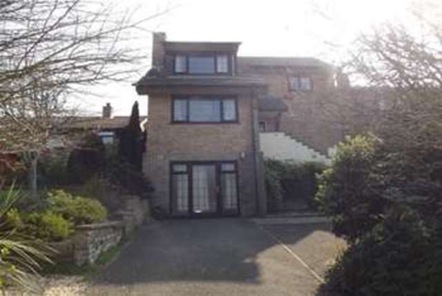  Image of 4 bedroom Detached house to rent in Bowland Rise New Milton BH25 at New Milton, BH25 6TZ