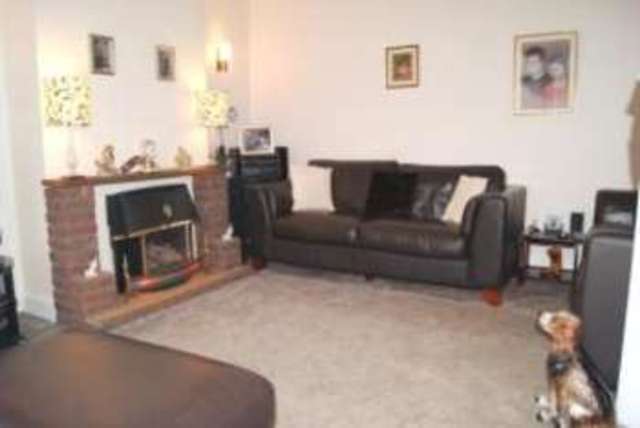  Image of 3 bedroom Detached house for sale in Manor Road New Milton BH25 at New Milton Hampshire New Milton, BH25 5EW