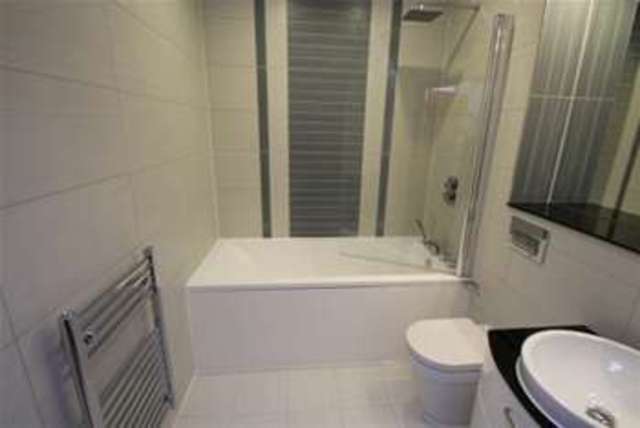  Image of 2 bedroom Flat to rent in St. James