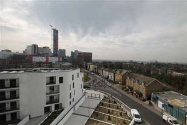  Image of 2 bedroom Flat to rent in St. James