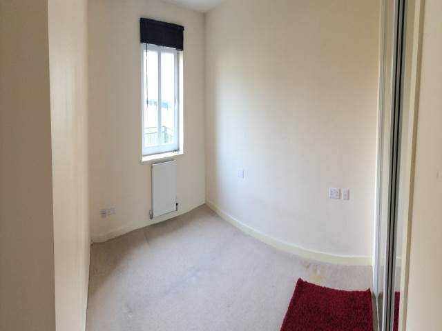  Image of 1 bedroom Flat to rent in Newhaven Place Edinburgh EH6 at Leith Edinburgh Edinburgh, EH6 4TG