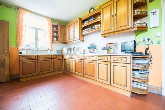  Image of 3 bedroom Detached house for sale in Newport Road New Bradwell Milton Keynes MK13 at Newport Road New Bradwell Milton Keynes, MK13 0AQ