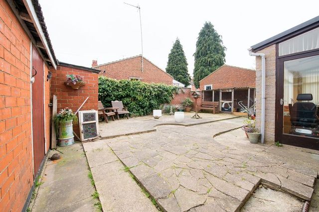  Image of 3 bedroom Detached house for sale in Newport Road New Bradwell Milton Keynes MK13 at Newport Road New Bradwell Milton Keynes, MK13 0AQ