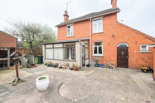  Image of 3 bedroom Detached house for sale in Newport Road New Bradwell Milton Keynes MK13 at Newport Road New Bradwell Milton Keynes, MK13 0AQ
