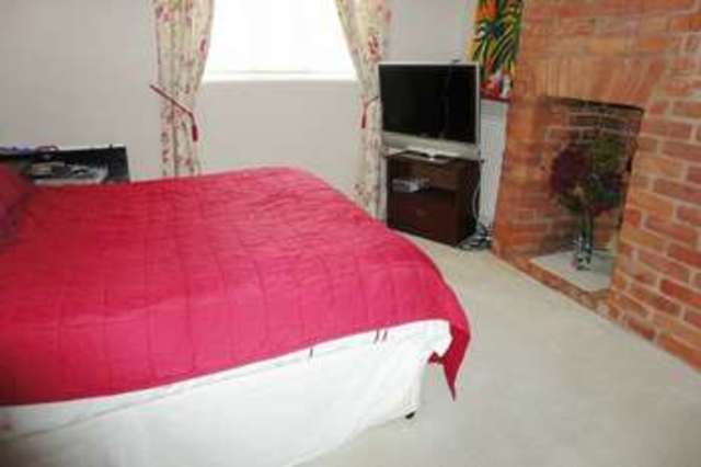  Image of 3 bedroom Cottage for sale in Station Road Newton Poppleford Sidmouth EX10 at Newton Poppleford  Sidmouth, EX10 0ES