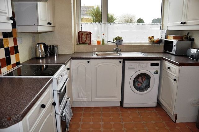  Image of 3 bedroom Semi-Detached house to rent in Nightingale Gardens Nailsea Bristol BS48 at Nightingale Gardens  Nailsea, BS48 2BH