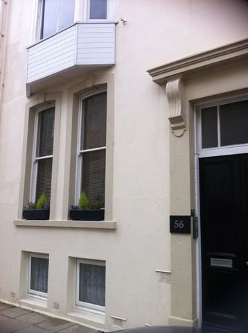  Image of 2 bedroom Flat to rent in Nightingale Road Southsea PO5 at Nightingale Road  Southsea, PO5 3JN