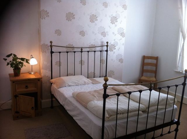  Image of 2 bedroom Flat to rent in Nightingale Road Southsea PO5 at Nightingale Road  Southsea, PO5 3JN