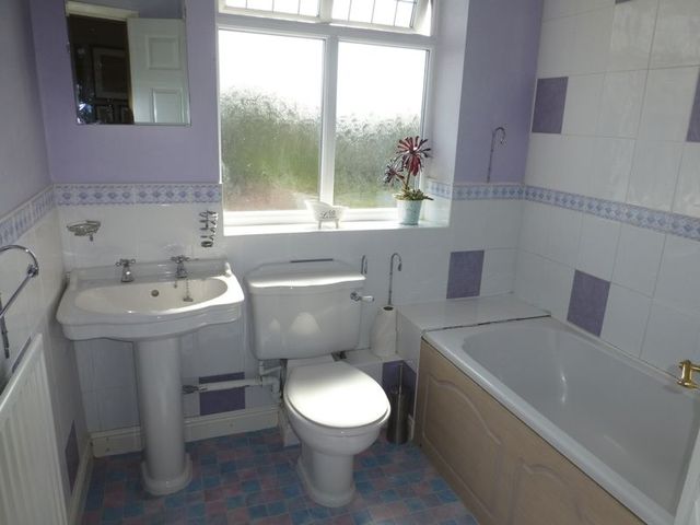  Image of 3 bedroom Semi-Detached house for sale in North Parade Sleaford NG34 at North Parade  Sleaford, NG34 8AH