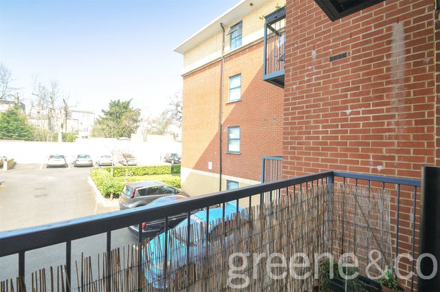  Image of 1 bedroom Flat for sale in Tottenham Lane London N8 at Tottenham Lane Crouch End Hornsey, N8 7HF
