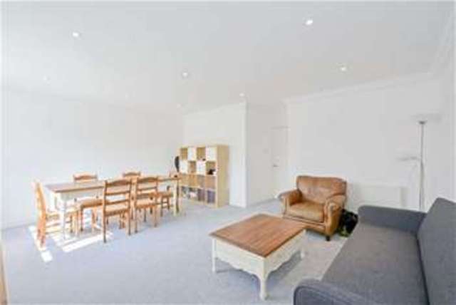  Image of 2 bedroom Flat to rent in Nutley Terrace London NW3 at London, NW3 5BX