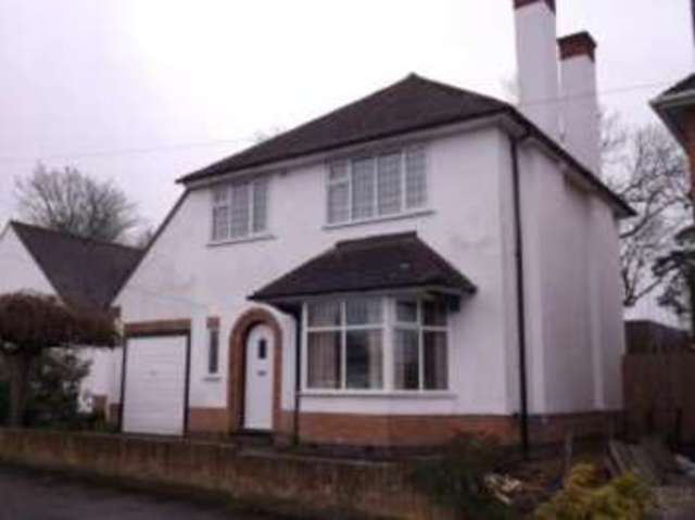  Image of 3 bedroom Detached house for sale in Oakside Crescent Leicester LE5 at Leicester Leicestershire Humberstone, LE5 6SL