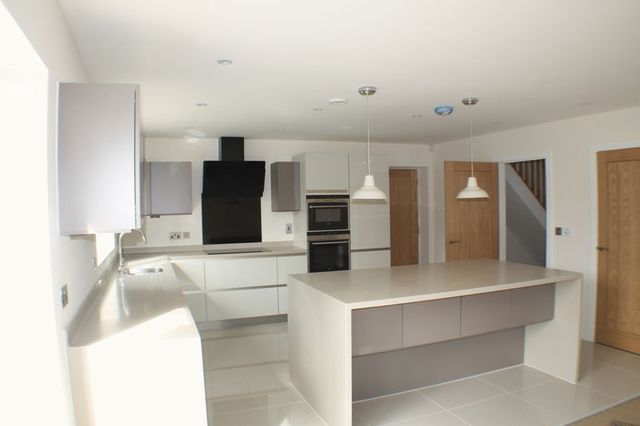  Image of 5 bedroom Detached house for sale in Oatlands Road Shinfield Reading RG2 at Oatlands Road Shinfield Reading, RG2 9DN