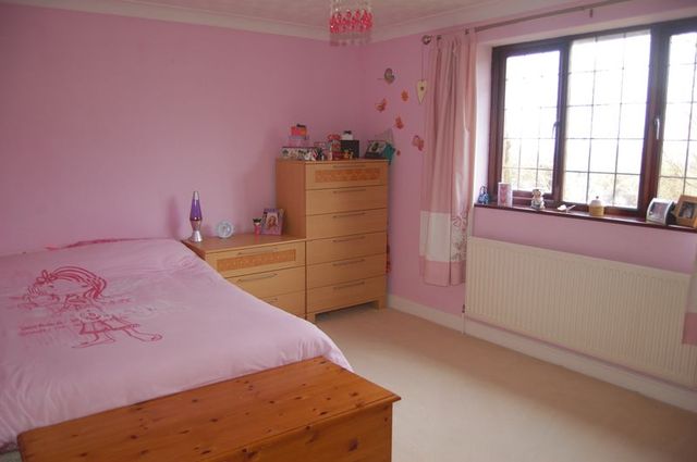  Image of 5 bedroom Detached house for sale in Sunnycroft Mews Stroud Road Gloucester GL1 at Off Stroud Road  Gloucester, GL1 5LP