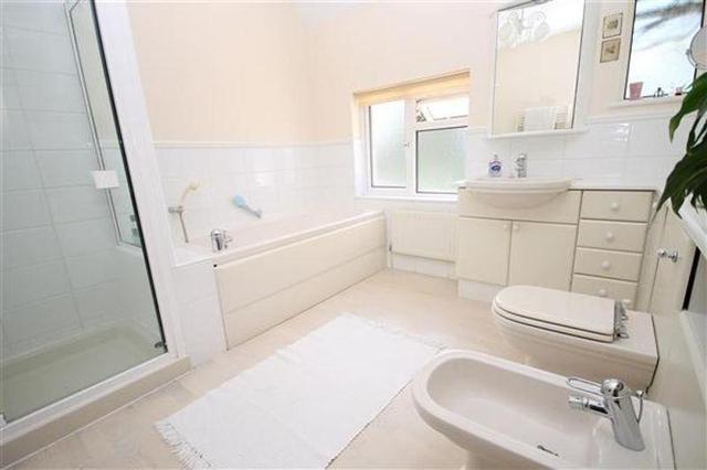  Image of 4 bedroom Detached house for sale in Offington Avenue Broadwater Worthing BN14 at Broadwater, BN14 9PJ