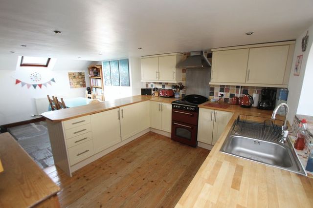  Image of 3 bedroom Terraced house for sale in Old Church Road Clevedon BS21 at 83 Old Church Road  Clevedon, BS21 6PU