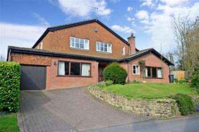  Image of 4 bedroom Detached house for sale in Old Road Wateringbury Maidstone ME18 at Wateringbury Maidstone Maidstone, ME18 5PL
