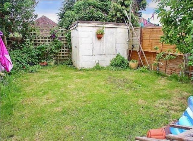  Image of 3 bedroom Detached house for sale in Old Shoreham Road Southwick Brighton BN42 at Southwick, BN42 4HU