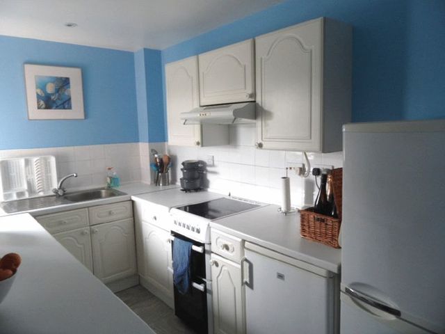  Image of 1 bedroom Flat for sale in Arisdale Avenue South Ockendon RM15 at Arisdale Avenue  South Ockendon, RM15 5BD