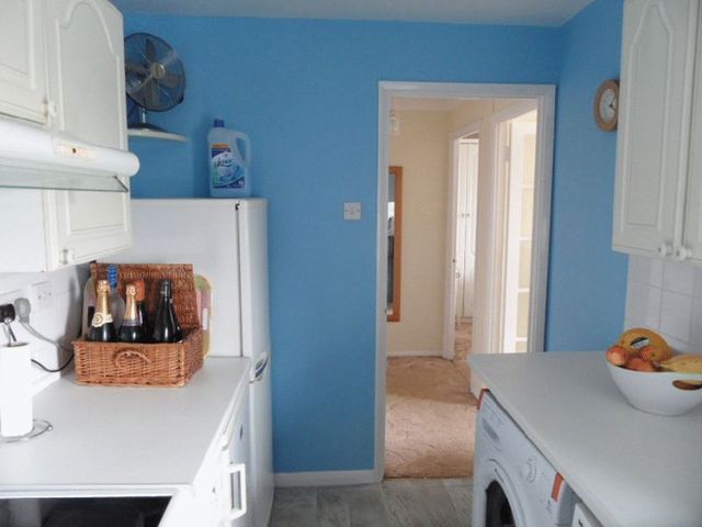  Image of 1 bedroom Flat for sale in Arisdale Avenue South Ockendon RM15 at Arisdale Avenue  South Ockendon, RM15 5BD