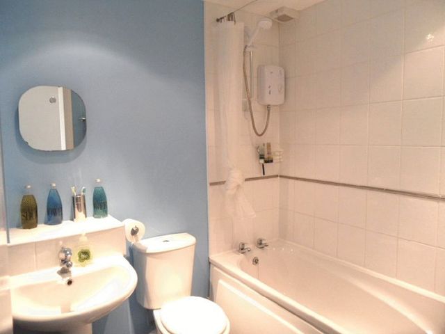  Image of 1 bedroom Flat for sale in Arisdale Avenue South Ockendon RM15 at Arisdale Avenue  South Ockendon, RM15 5BD