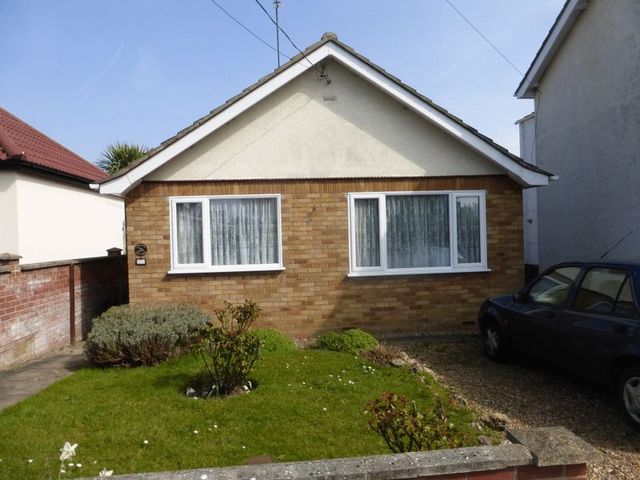  Image of 2 bedroom Detached house for sale in Moyes Road Lowestoft NR32 at Moyes Road Oulton Broad Lowestoft, NR32 3NY