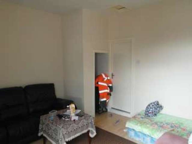  Image of 1 bedroom Flat to rent in Oxford Street Derby DE1 at Oxford Street  Derby, DE1 2TE