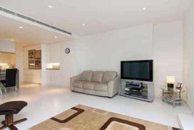  Image of 1 bedroom Flat for sale in Pan Peninsula Square London E14 at Canary Wharf, E14 9HL