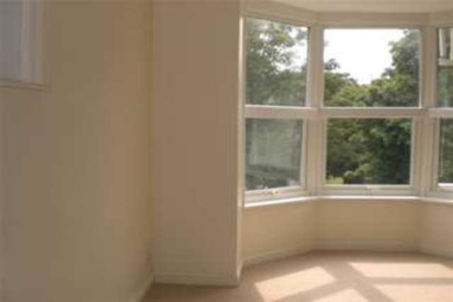  Image of 1 bedroom Flat to rent in Park Road Ramsgate CT11 at Ramsgate, CT11 9TL