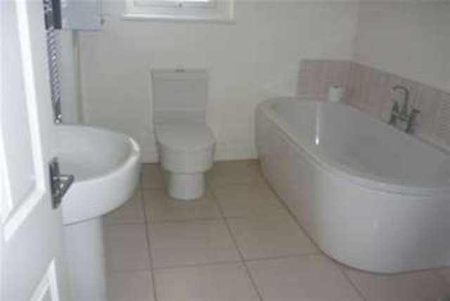 Image of 1 bedroom Flat to rent in Park Road Ramsgate CT11 at Ramsgate, CT11 9TL