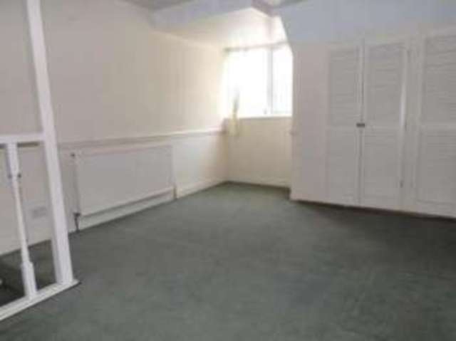  Image of 2 bedroom Terraced house for sale in Park Road Chesterfield S40 at Chesterfield Derbyshire Chesterfield, S40 1XZ