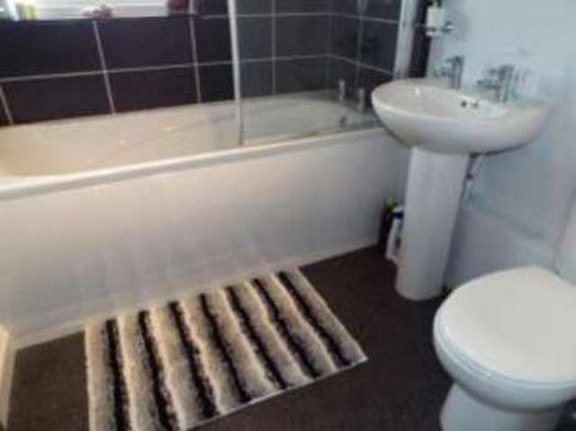  Image of 1 bedroom Flat for sale in Parkside High Street Broadwater Worthing BN11 at High Street Worthing Worthing, BN11 1NB
