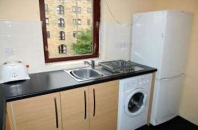 Image of 2 bedroom Flat for sale in Parsonage Square Glasgow G4 at Collegelands Glasgow Glasgow, G4 0TA