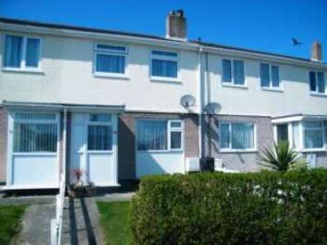  Image of 2 bedroom Terraced house for sale in Bosvean Gardens Paynters Lane Redruth TR16 at Paynters Lane Redruth Illogan, TR16 4DH