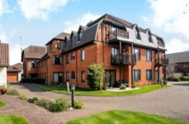  Image of 1 bedroom Retirement Property for sale in Hartford Court Hartley Wintney Hook RG27 at Pegasus Court Hartley Wintney Hartley Wintney, RG27 8PQ