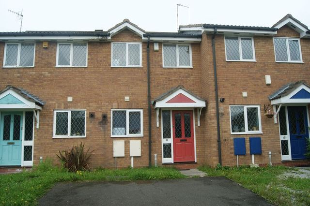  Image of 2 bedroom Terraced house to rent in Peregrine Close Lenton Nottingham NG7 at Peregrine Close Lenton Nottingham, NG7 2DY