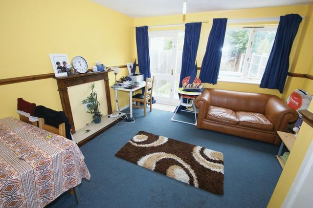  Image of 2 bedroom Terraced house to rent in Peregrine Close Lenton Nottingham NG7 at Peregrine Close Lenton Nottingham, NG7 2DY