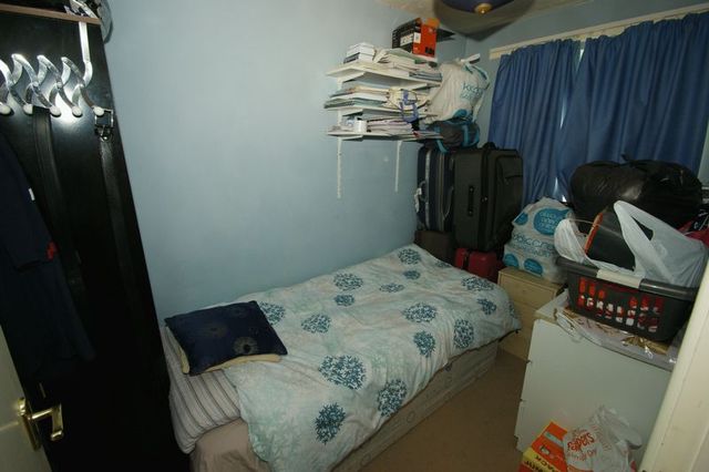  Image of 2 bedroom Terraced house to rent in Peregrine Close Lenton Nottingham NG7 at Peregrine Close Lenton Nottingham, NG7 2DY