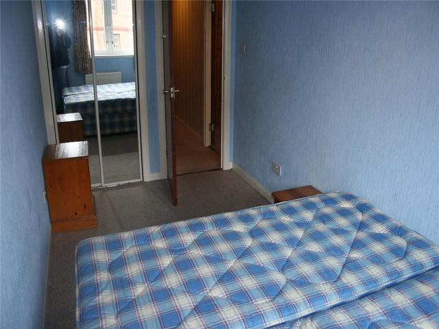  Image of 2 bedroom Flat to rent in Piershill Terrace Edinburgh EH8 at Meadowbank Edinburgh Edinburgh, EH8 7EU