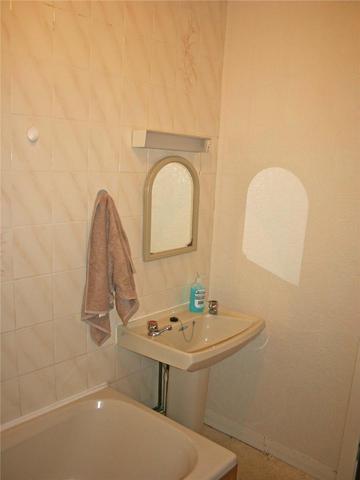  Image of 2 bedroom Flat to rent in Piershill Terrace Edinburgh EH8 at Meadowbank Edinburgh Edinburgh, EH8 7EU