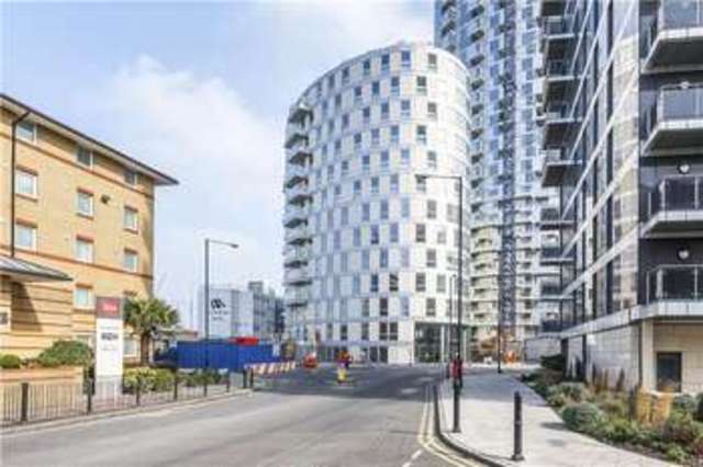  Image of 2 bedroom Flat for sale in Fairmont Avenue London E14 at London  Blackwall, E14 9PA