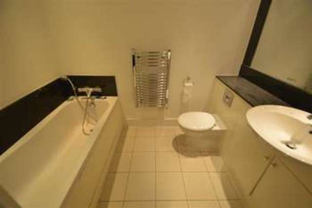  Image of 2 bedroom Apartment to rent in Brewhouse Lane London SW15 at Putney, SW15 2JQ