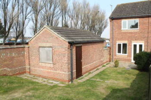  Image of 2 bedroom End of Terrace for sale in Pyke Court Caister-on-Sea Great Yarmouth NR30 at Caister-on-sea Great Yarmouth Caister-on-Sea, NR30 5XF